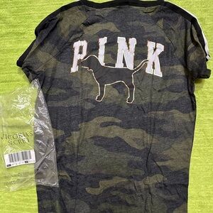 Victoria's Secret PINK Camo T-Shirt,M,New